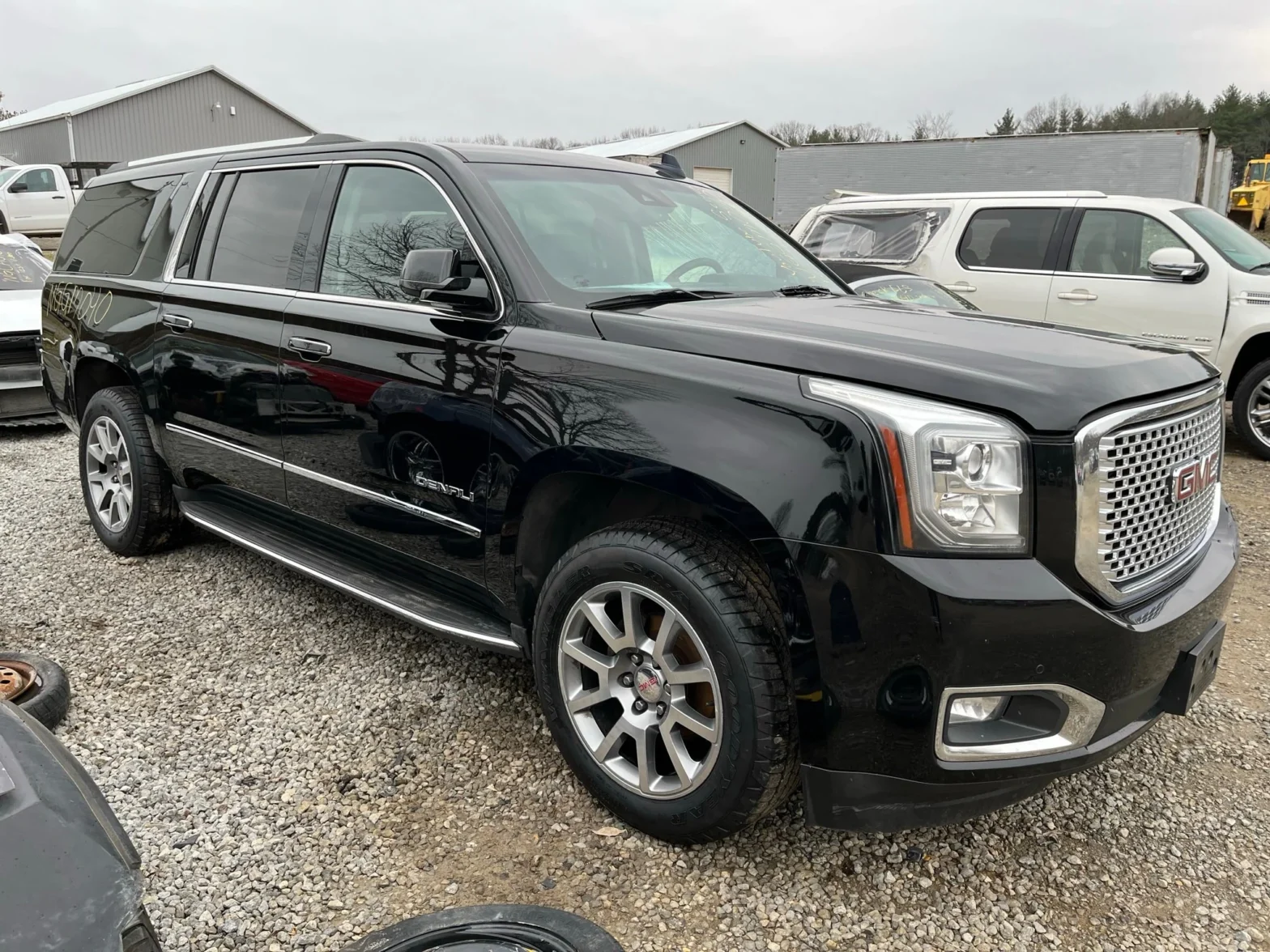 J&J Auto Wrecking GMC — магазин товарів для GMC
