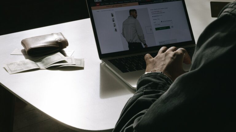 Як перевірити продавця й лот на eBay перед покупкою