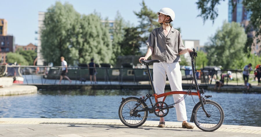 Brompton - логотип інтернет-магазину