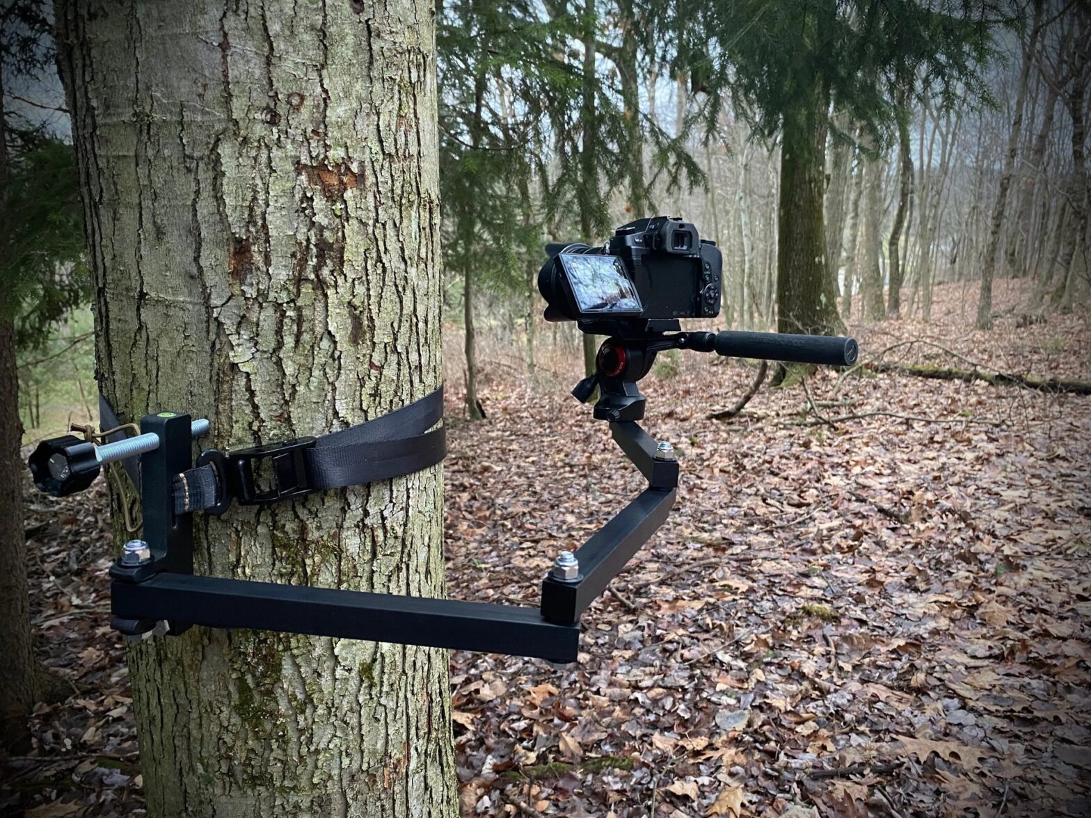 Innovating the Outdoors - логотип інтернет-магазину