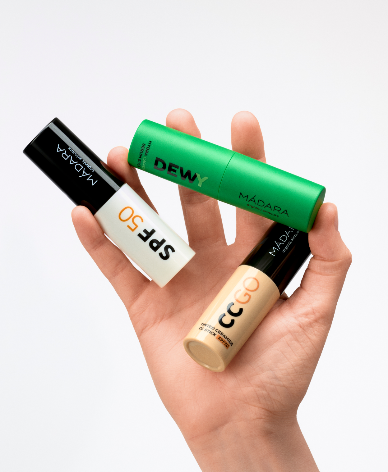 MÁDARA Cosmetics - логотип інтернет-магазину