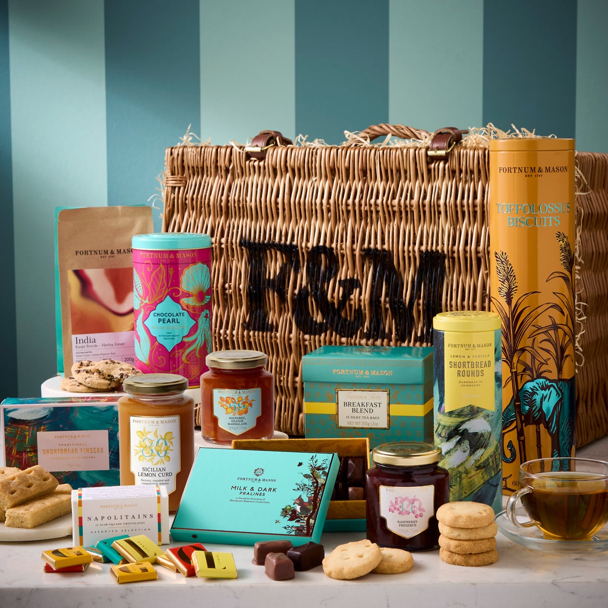 Fortnum & Mason UK - логотип інтернет-магазину