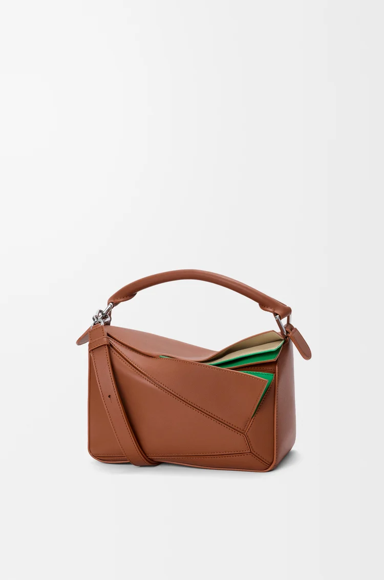 LOEWE Spain - логотип інтернет-магазину
